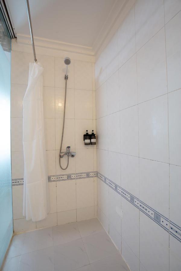 Blau Hotel 하노이 외부 사진