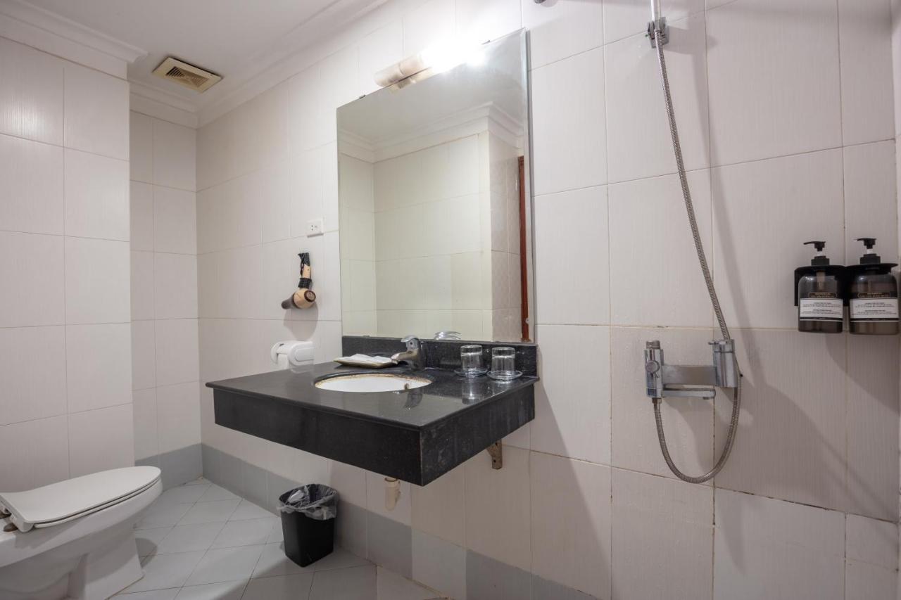 Blau Hotel 하노이 외부 사진