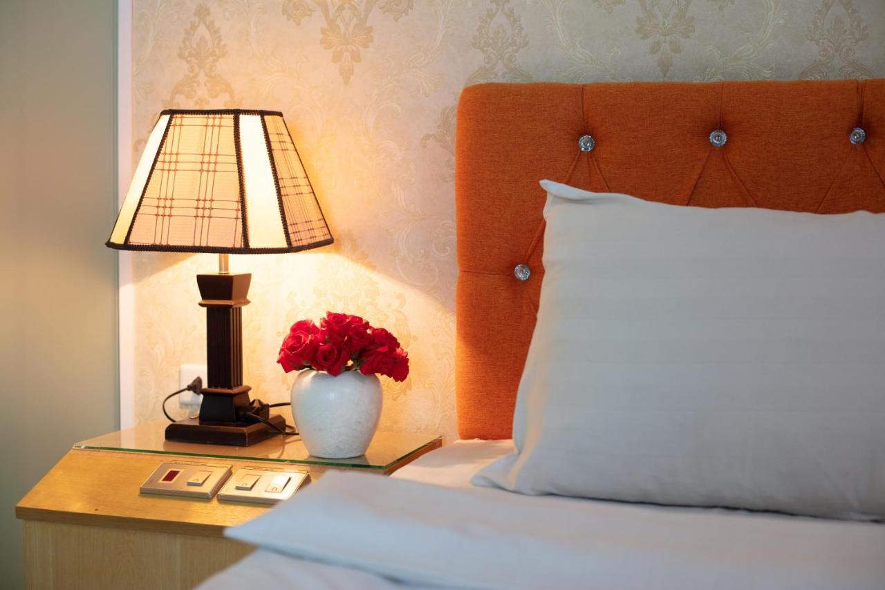 Blau Hotel 하노이 외부 사진